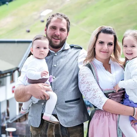 Landhaus-pension Pattis * Saalbach-Hinterglemm