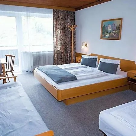 Landhaus-pension Pattis 住宿加早餐酒店